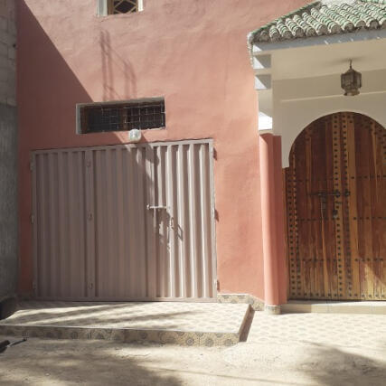 إعلان عن إجراء سمسرة عمومية